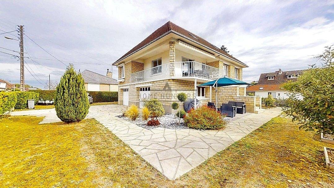 Achat Maison 6 pièces 132m² à Merville-Franceville-Plage